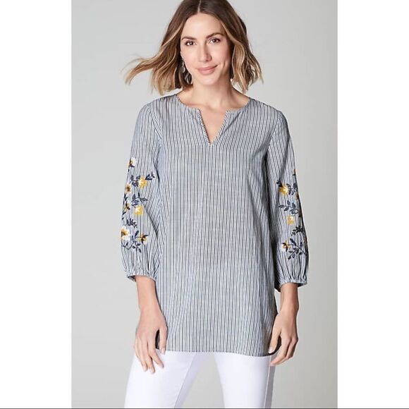 ✨ J.Jill Embroidered 3/4-Sleeve Tunic✨ - Picture 2 of 9